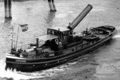 Stoomsleepboot Justitia VIII de latere Gemini